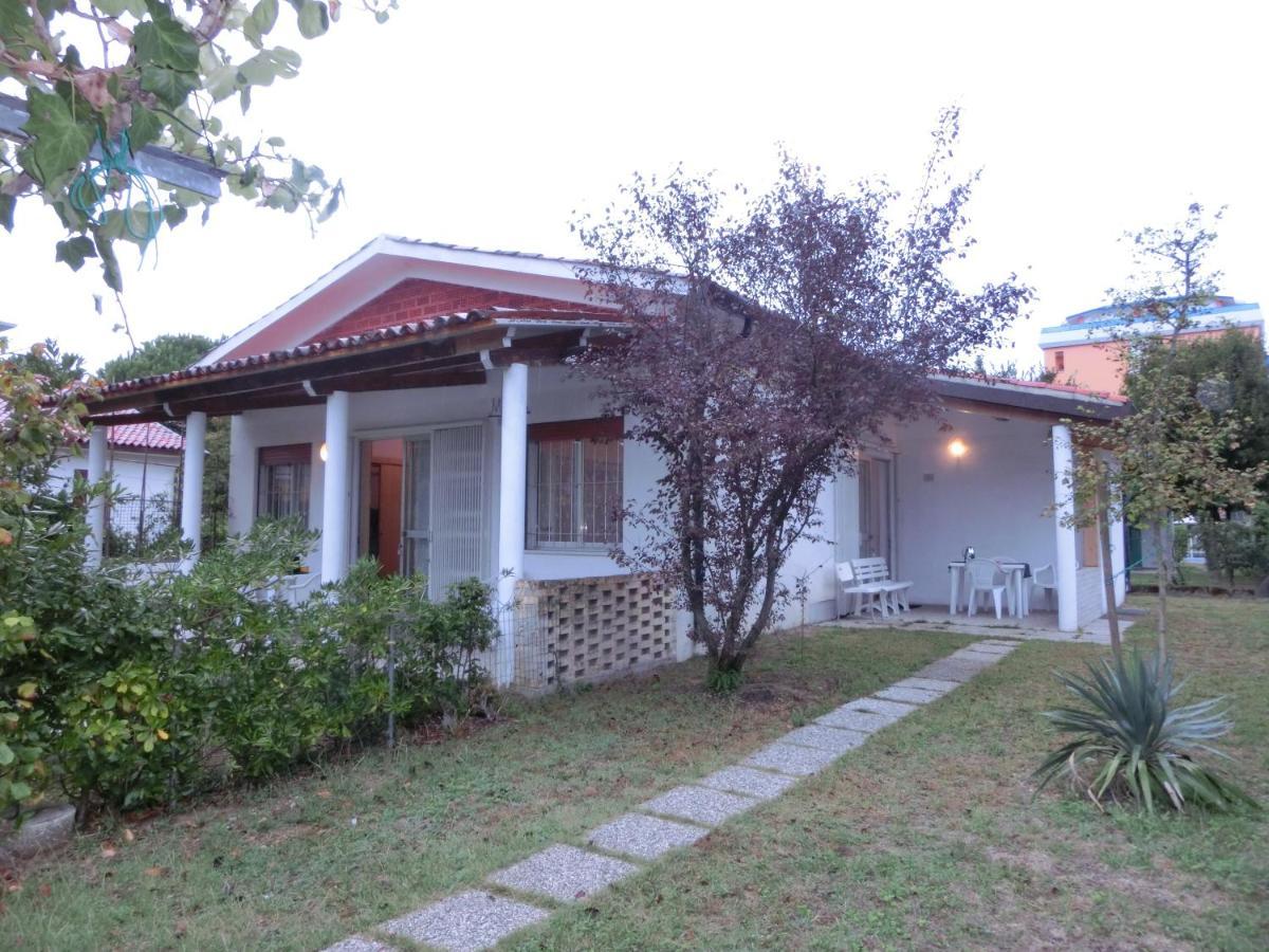 Villa Maila Bibione Bagian luar foto