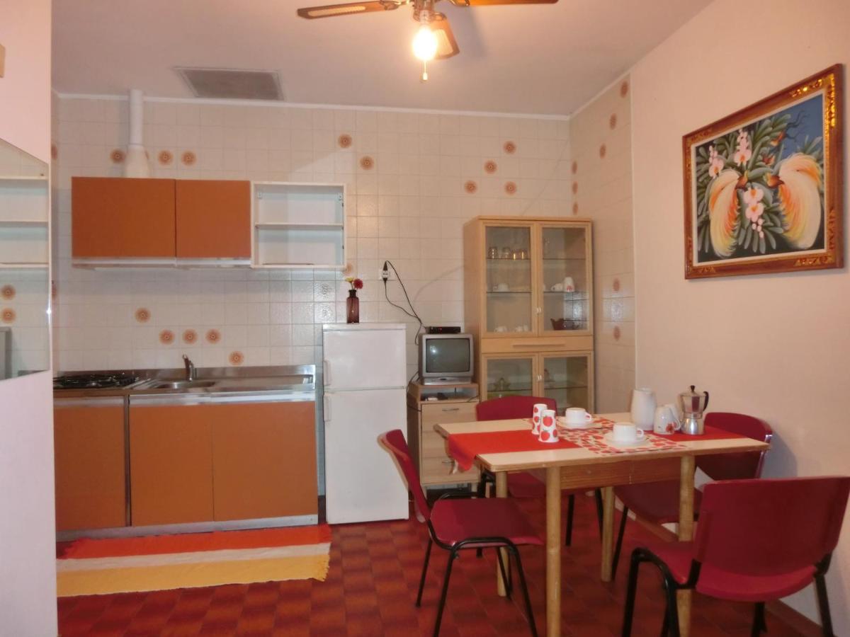 Villa Maila Bibione Bagian luar foto